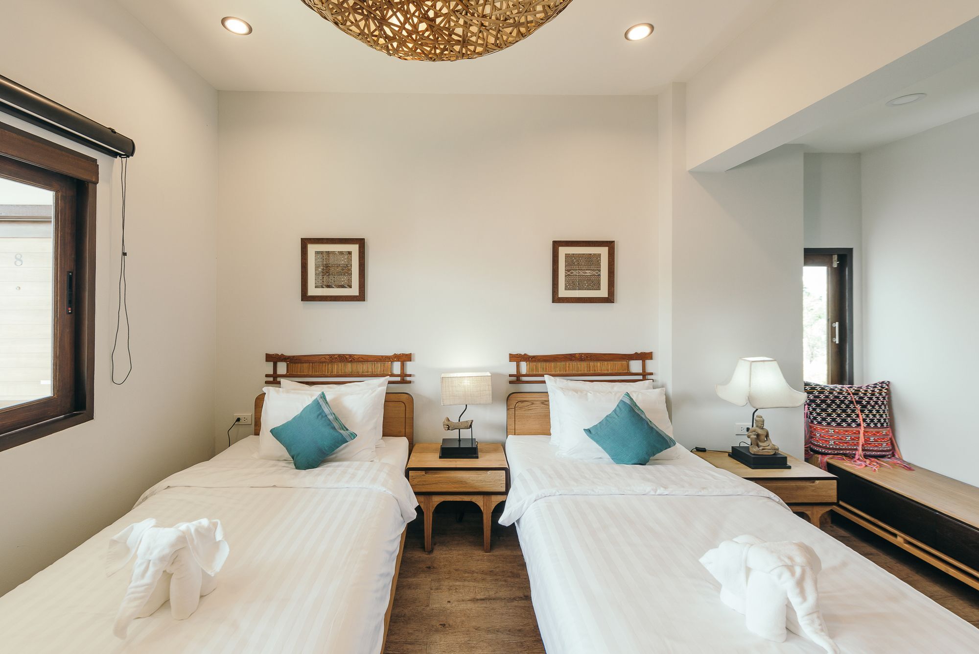 33 Poshtel (Adults Only) Hotel Chiang Mai Exterior photo